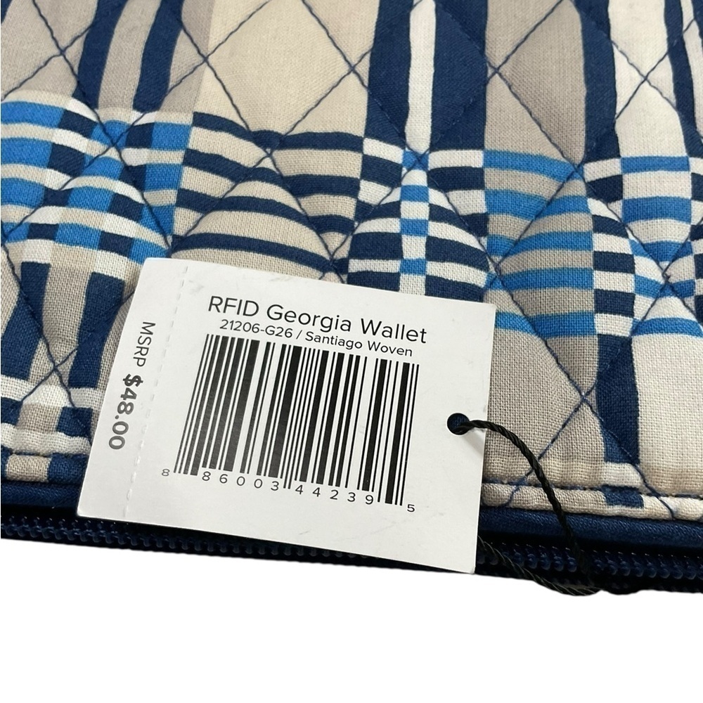 Vera Bradley RFID Georgia Blue and Cream Quilted Wallet - Picture 5 of 8